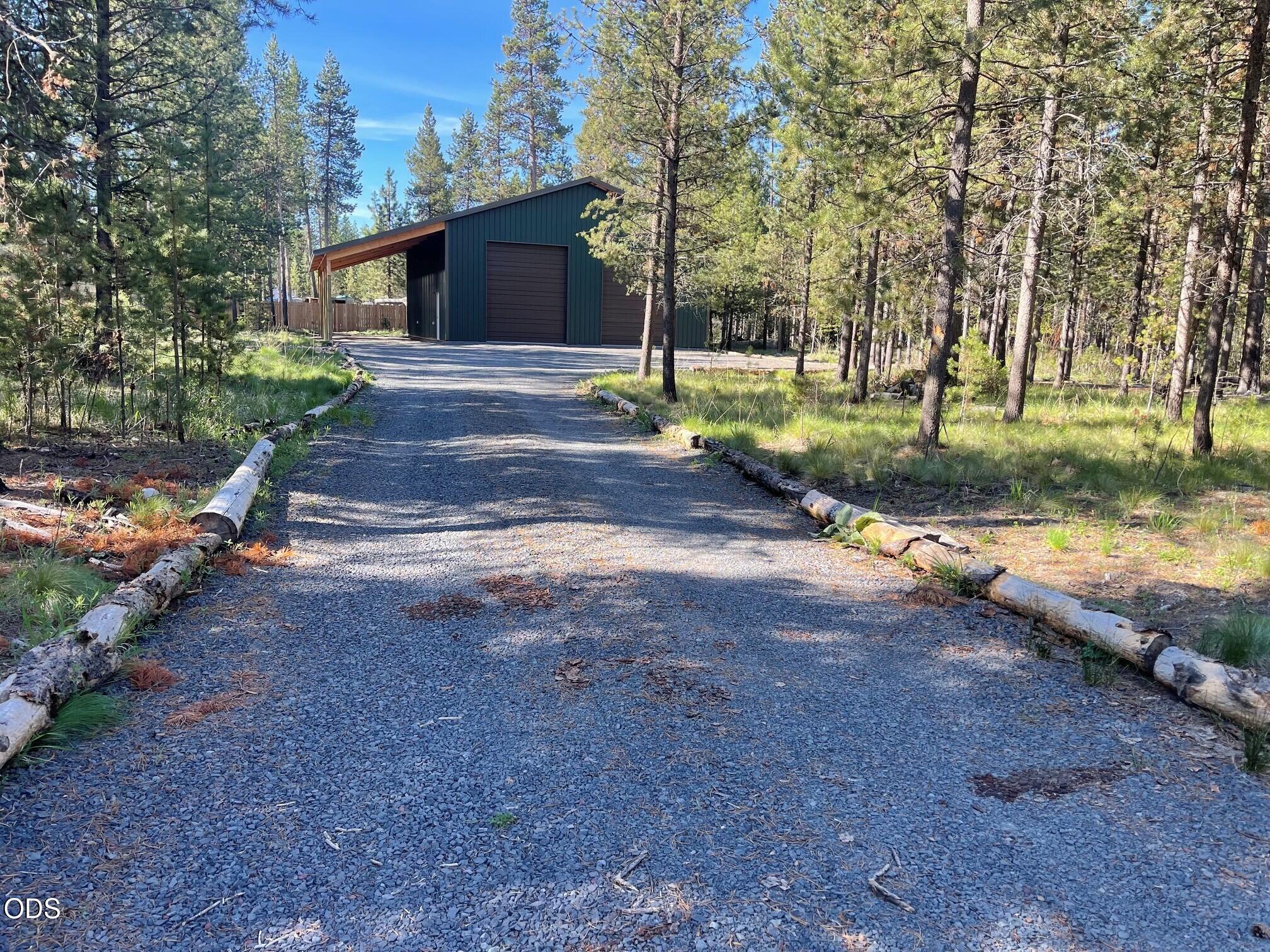17109 Indio Road Bend, OR 97707 - Photo 13 of 20