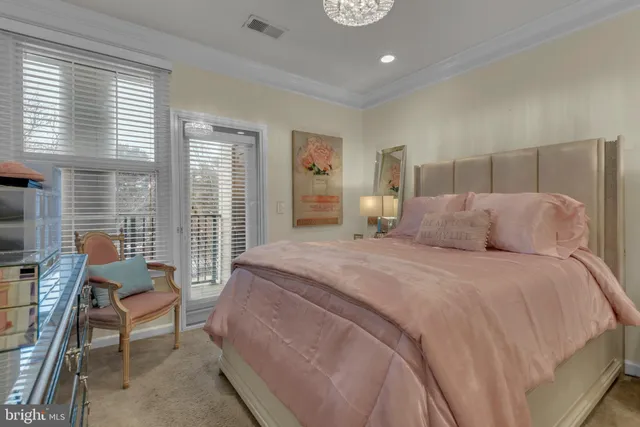 $515,000 | 7 Booth Street, Unit 302, Gaithersburg, MD 20878