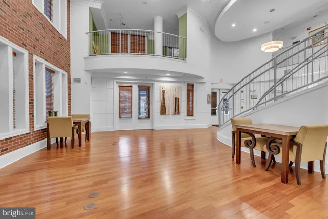 $515,000 | 7 Booth Street, Unit 302, Gaithersburg, MD 20878