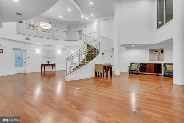 $515,000 | 7 Booth Street, Unit 302, Gaithersburg, MD 20878