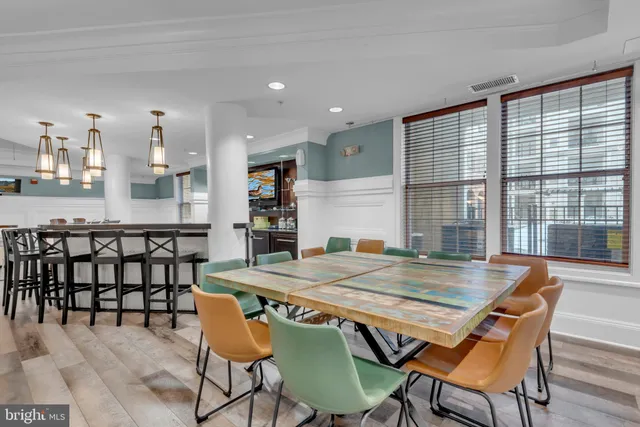 $515,000 | 7 Booth Street, Unit 302, Gaithersburg, MD 20878