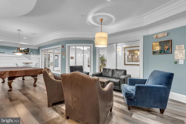 $515,000 | 7 Booth Street, Unit 302, Gaithersburg, MD 20878