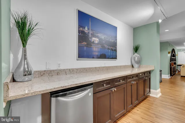 $515,000 | 7 Booth Street, Unit 302, Gaithersburg, MD 20878