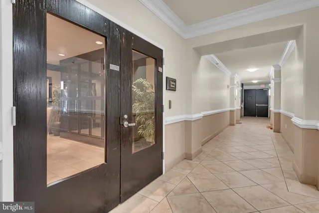 $515,000 | 7 Booth Street, Unit 302, Gaithersburg, MD 20878