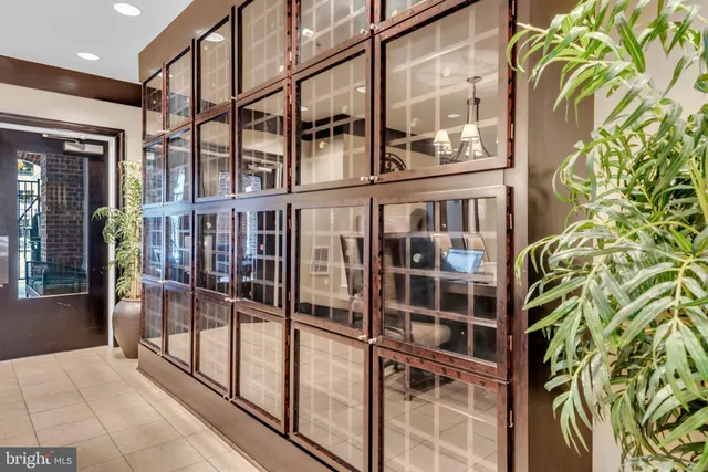 $515,000 | 7 Booth Street, Unit 302, Gaithersburg, MD 20878