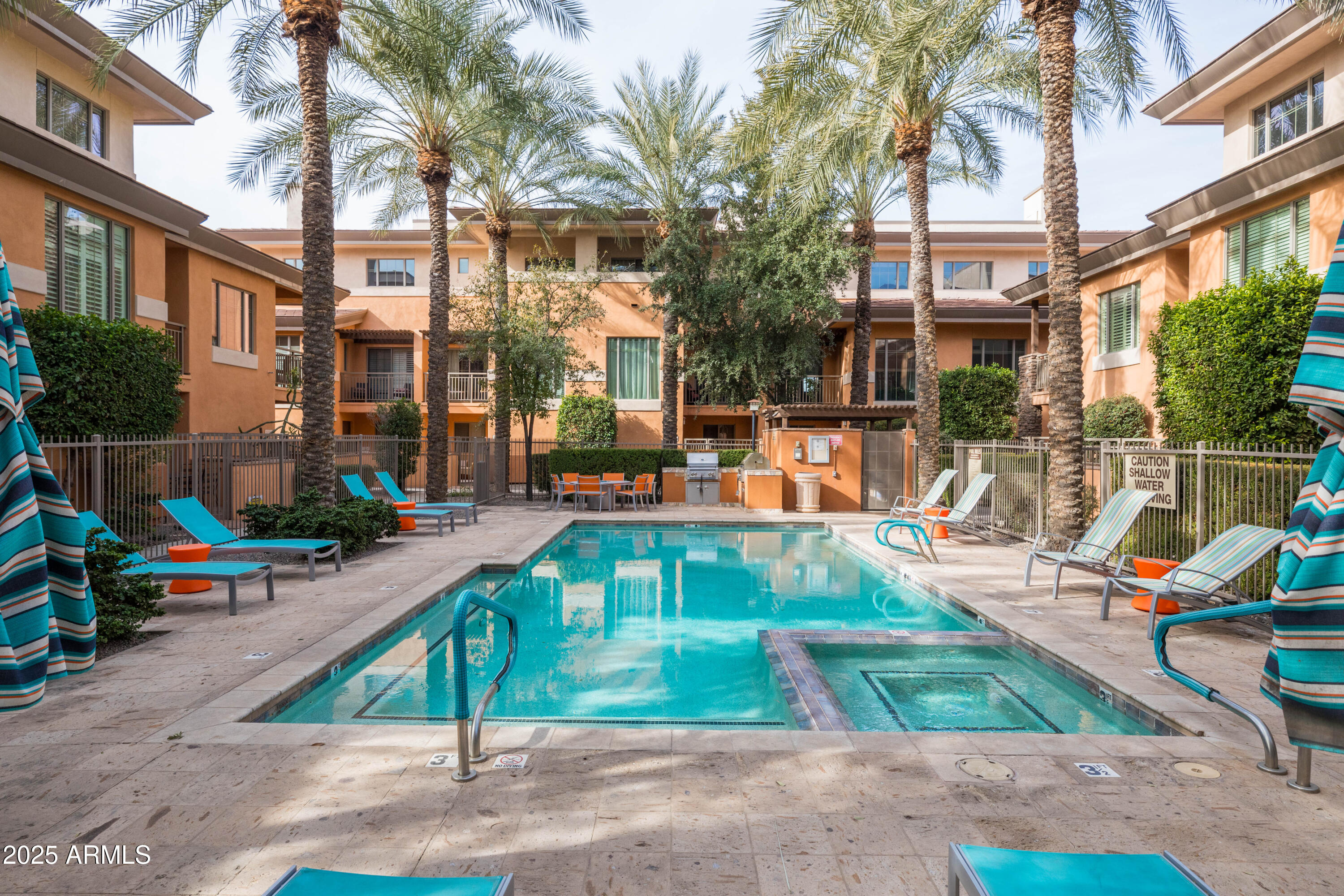 6940 East Cochise Road, Unit 1011 Paradise Valley, AZ 85253 - Photo 28 of 33 Pool community