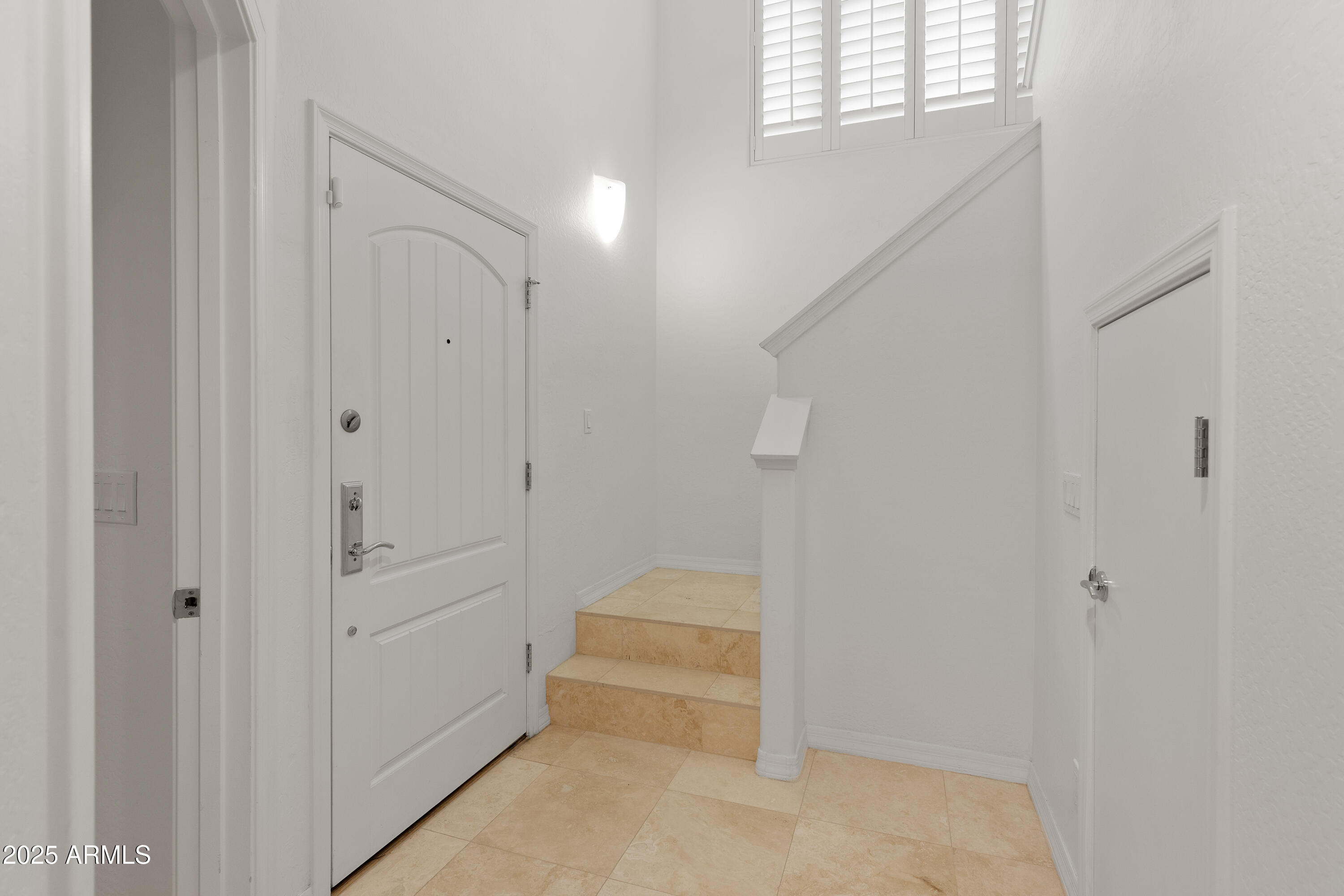 6940 East Cochise Road, Unit 1011 Paradise Valley, AZ 85253 - Photo 5 of 33 Entry