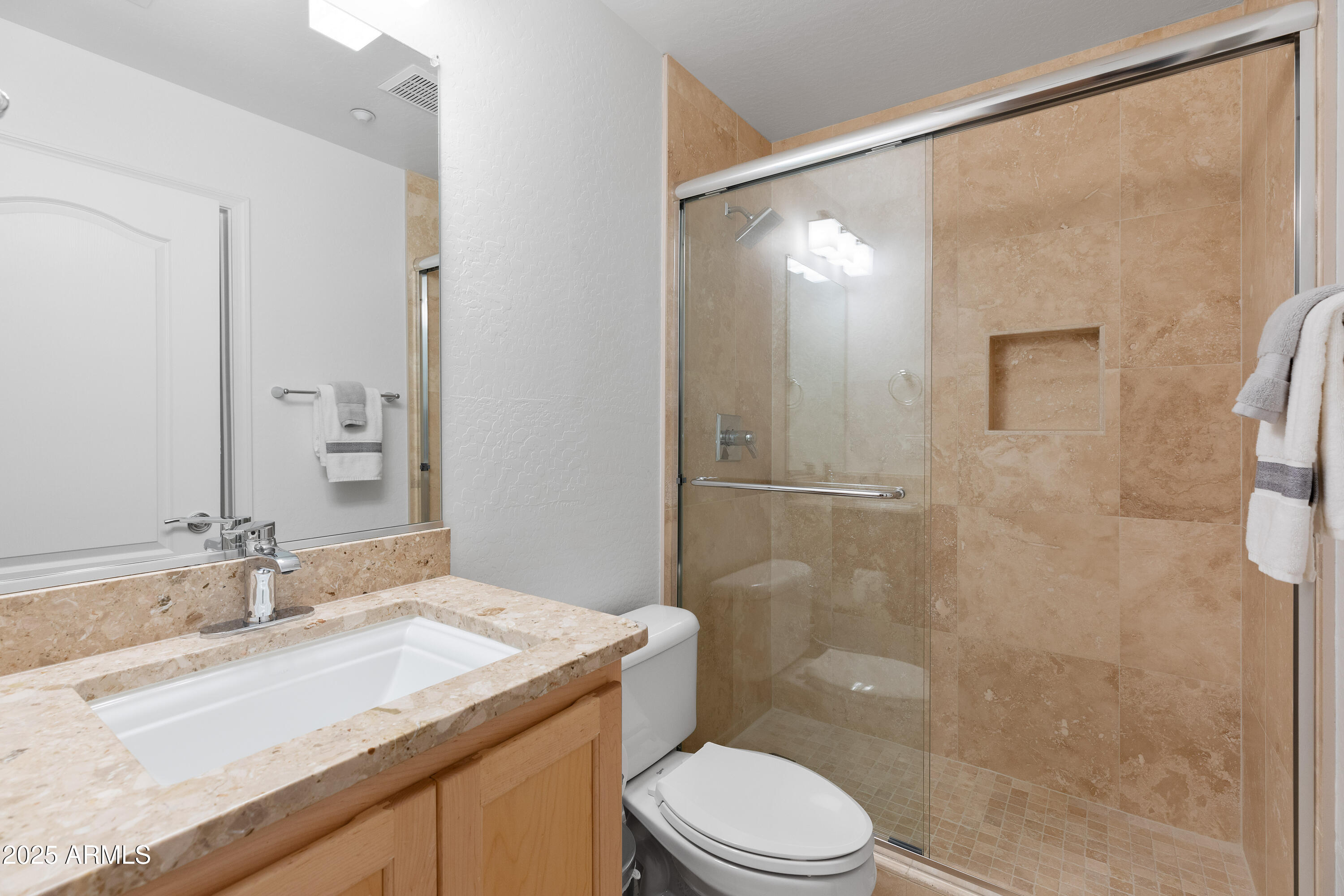 6940 East Cochise Road, Unit 1011 Paradise Valley, AZ 85253 - Photo 7 of 33 Downstairs En-Suite