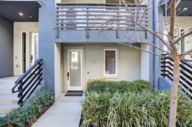 $999,000 | 5425-5425 Melissa Lane, Unit 221, Dublin, CA 94568