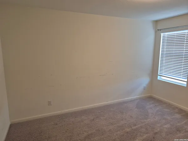 $2,300 | 5924 Pearl Meadow, Converse, TX 78109