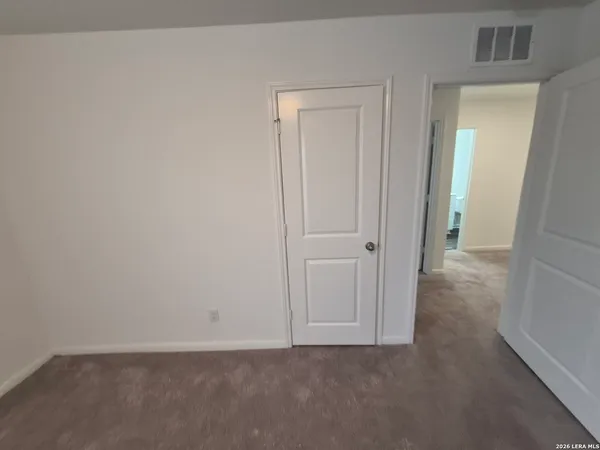$2,300 | 5924 Pearl Meadow, Converse, TX 78109