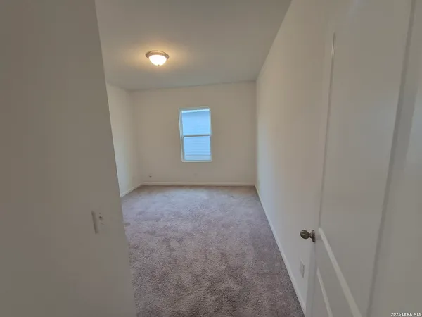 $2,300 | 5924 Pearl Meadow, Converse, TX 78109