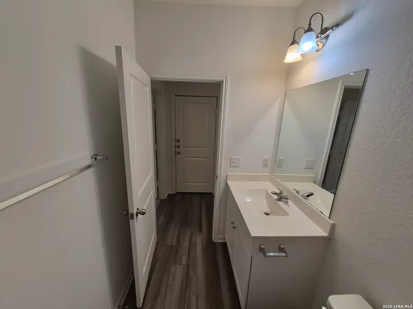 $2,300 | 5924 Pearl Meadow, Converse, TX 78109
