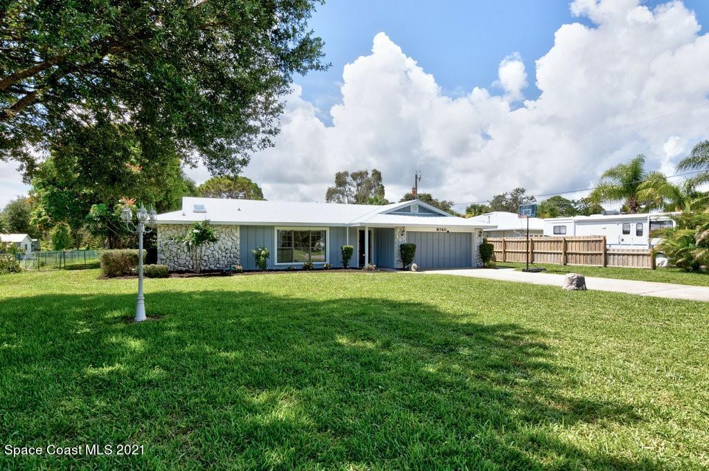 9740 Fleming Grant Road Micco, FL 32976 - Photo 7 of 36 7