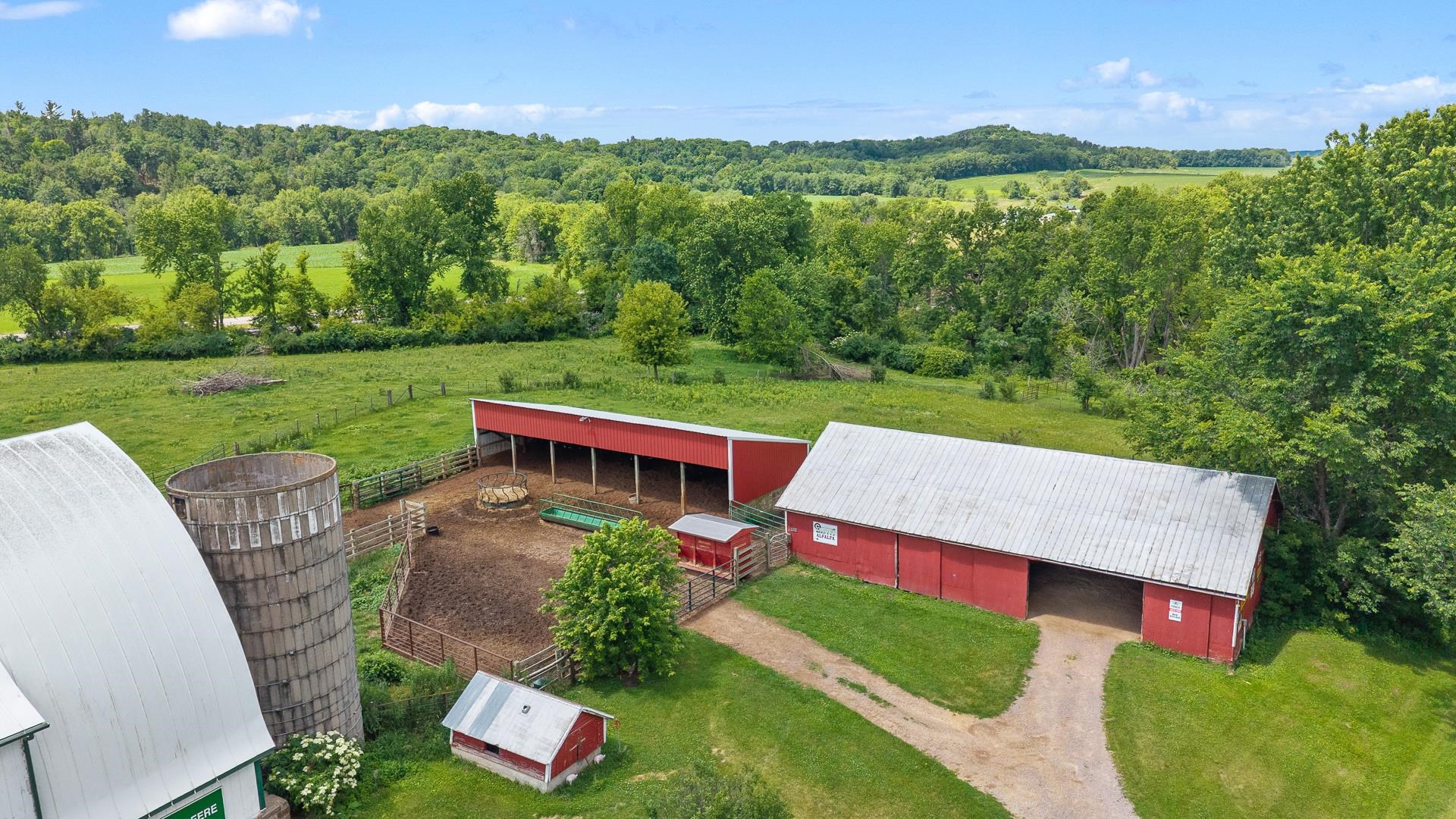 S4225 Ableman Road Reedsburg, WI 53959 - Photo 8 of 88