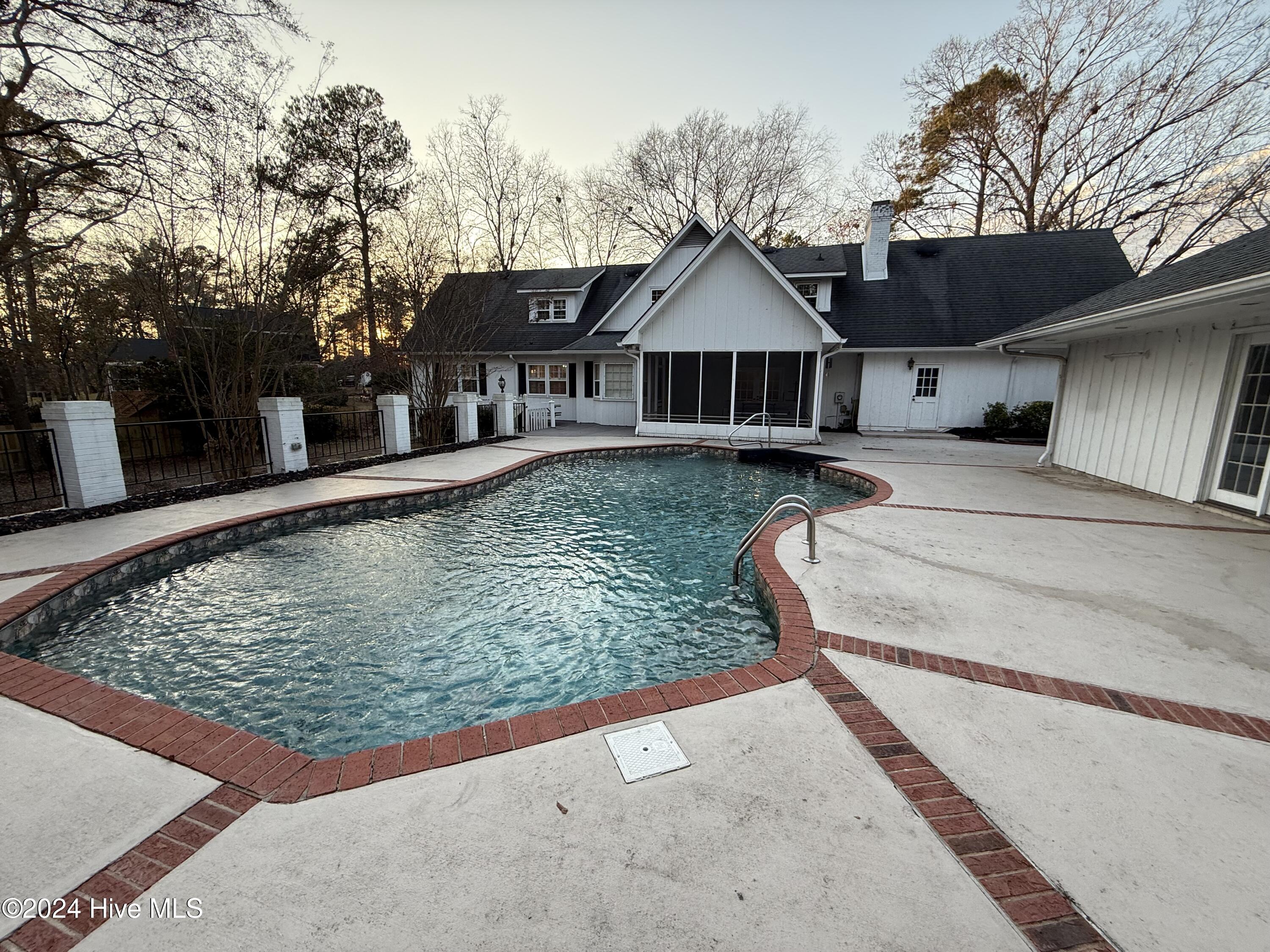 12281 Pine Harbor Road Laurinburg, NC 28352 - Photo 6 of 39 IMG_2230