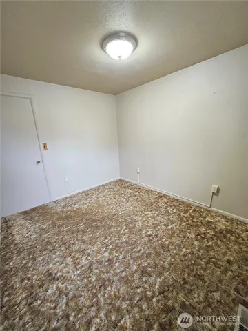 $340,000 | 319 Oak Street, Omak, WA 98841