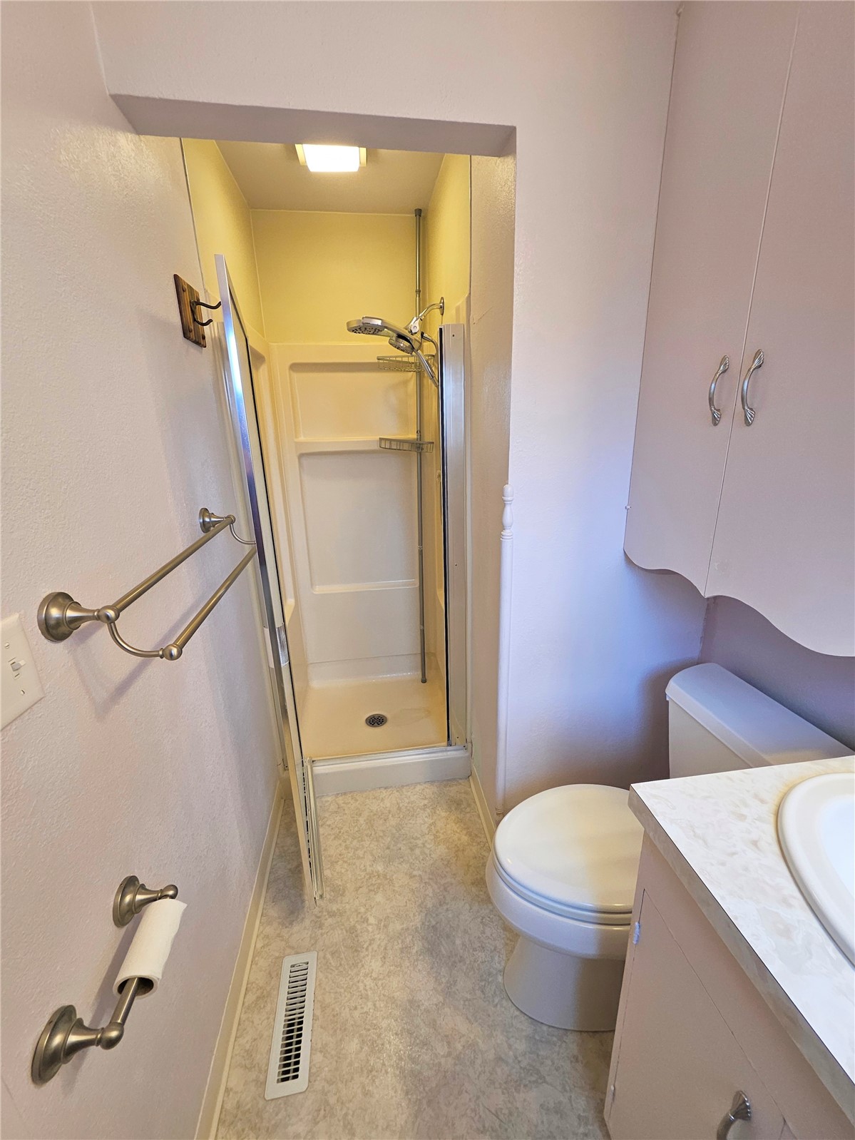 319 Oak Street Omak, WA 98841 - Photo 23 of 37