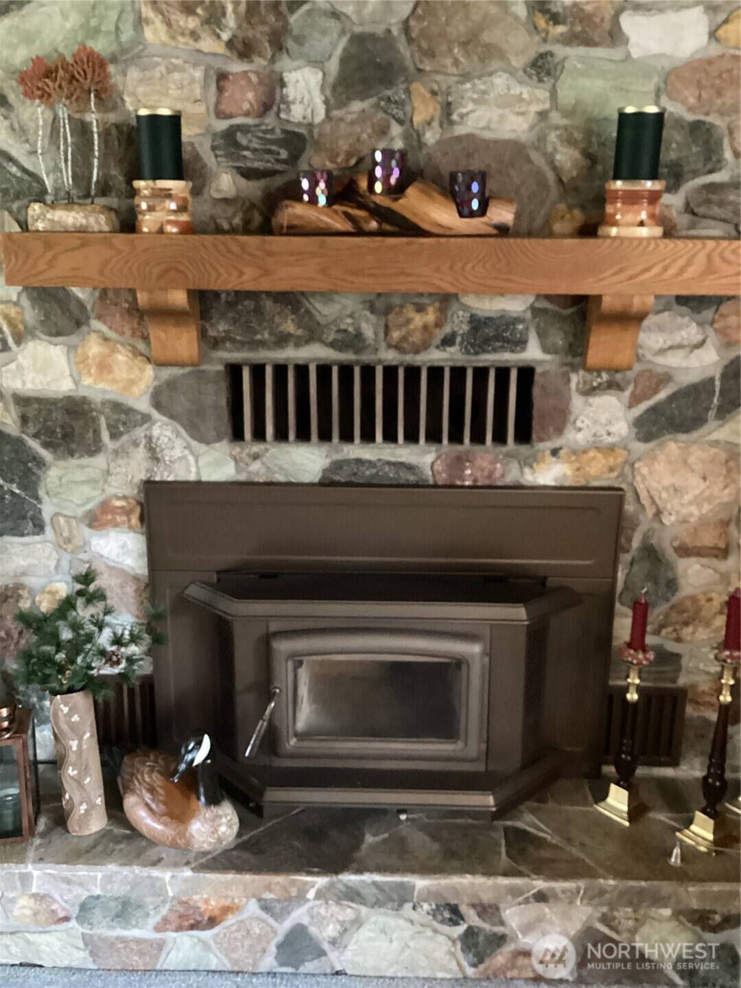 319 Oak Street Omak, WA 98841 - Photo 5 of 29