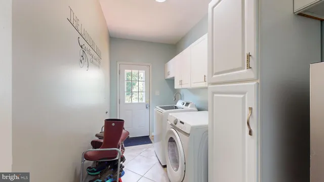 a view of a garden with plants