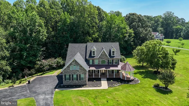 $950,000 | 8070 Amberleigh Place, La Plata, MD 20646