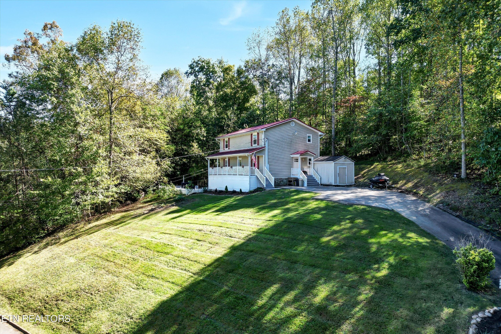 133 White Loop Road Clinton, TN 37716 - Photo 1 of 32 Gallery Image 1