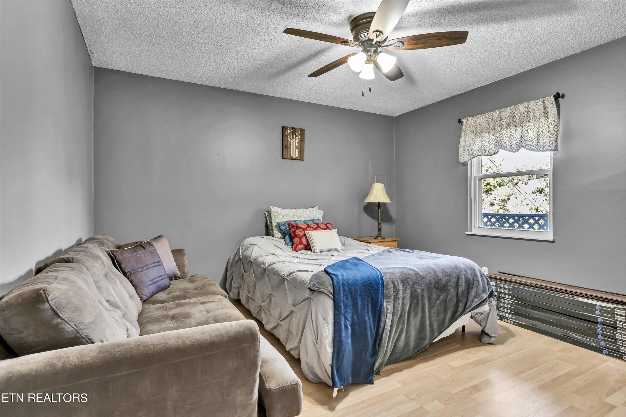 133 White Loop Road Clinton, TN 37716 - Photo 16 of 32 Gallery Image 16