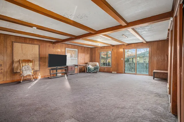 $139,900 | 111 River Drive, Three Rivers, MI 49093