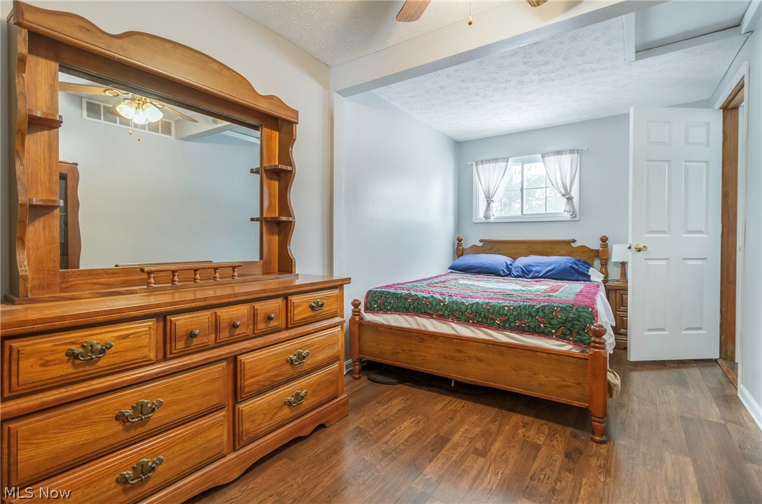 459 Annis Road Amherst, OH 44001 - Photo 20 of 34 Gallery Image 20