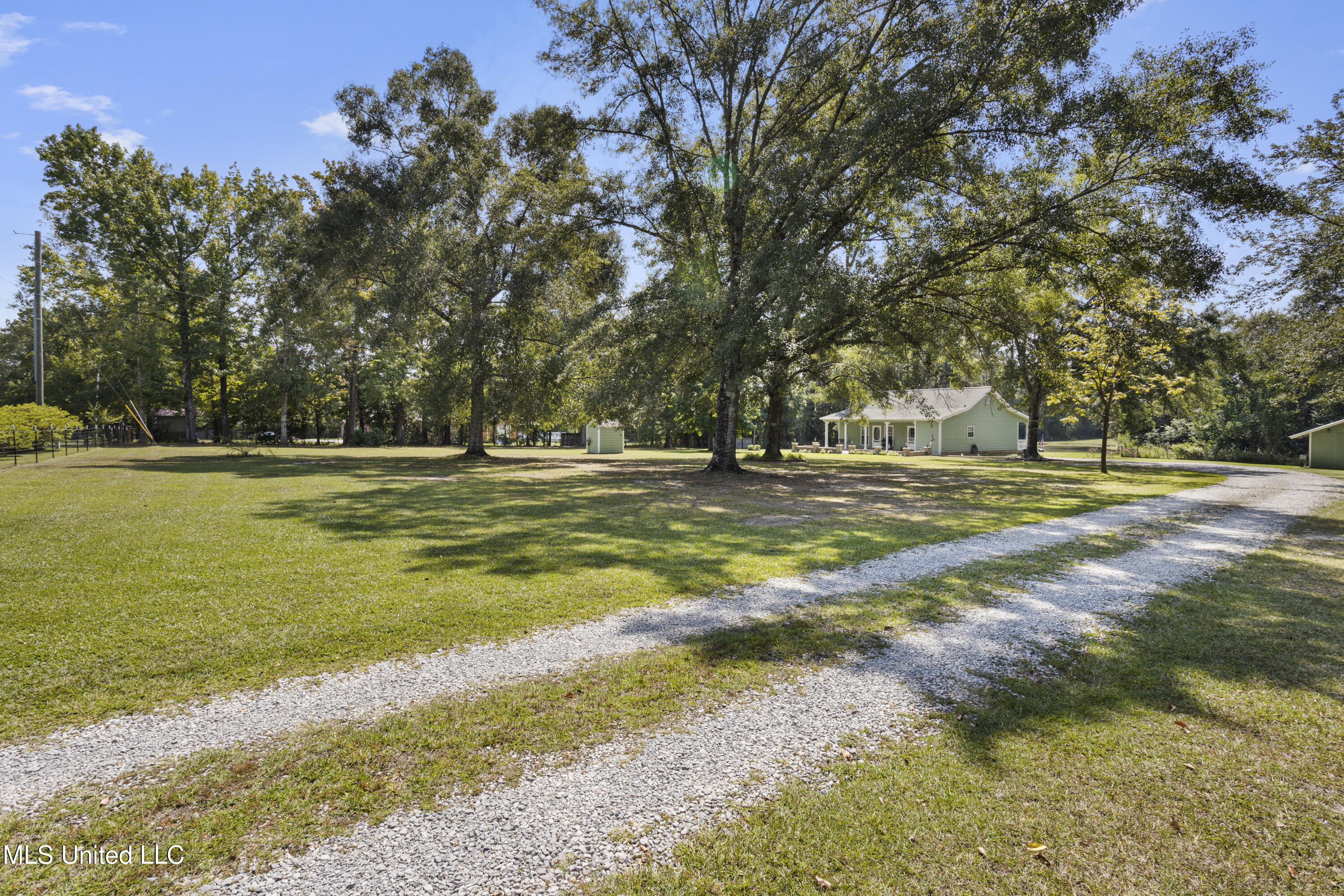 16081 Bill Bond Road Saucier, MS 39574 - Photo 46 of 57 0037