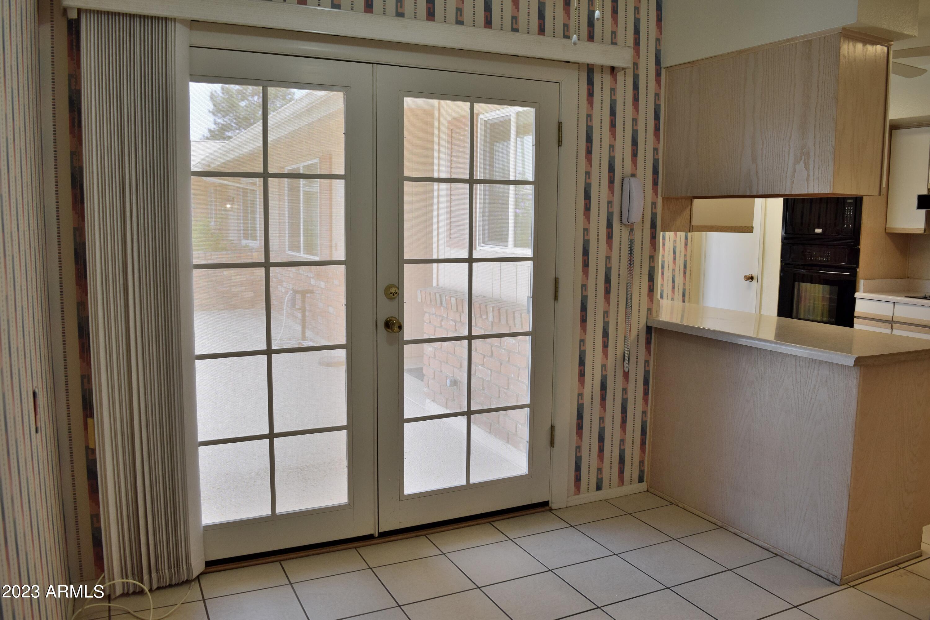 10705 West Hatcher Road Sun City, AZ 85351 - Photo 3 of 29 Breakfast Room