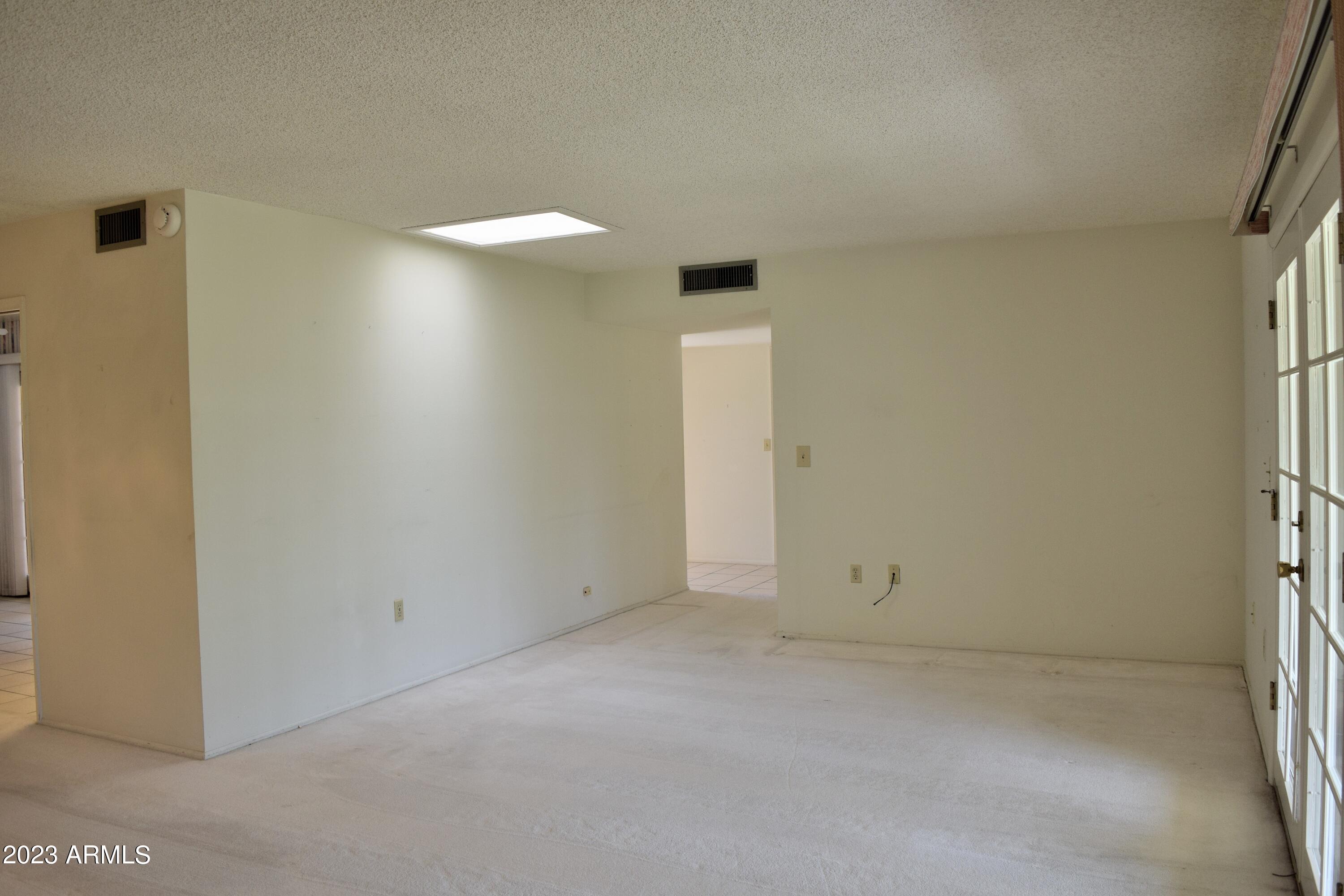 10705 West Hatcher Road Sun City, AZ 85351 - Photo 8 of 29 Great Room
