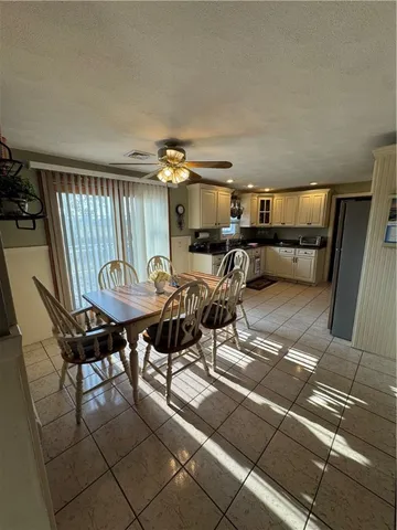 $2,200 | 73 Armory Drive, Warwick, RI 02889