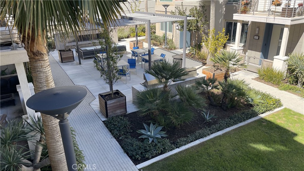 115 Citysquare Irvine, CA 92614 - Photo 19 of 30 a view of balcony and patio