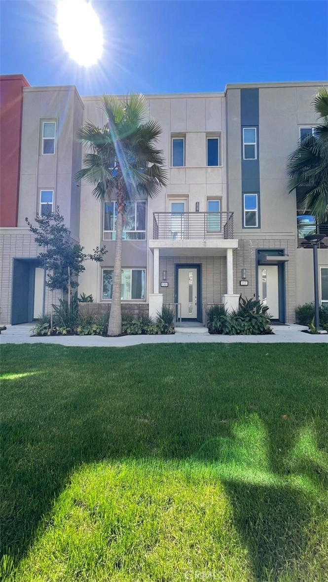 115 Citysquare Irvine, CA 92614 - Photo 4 of 30