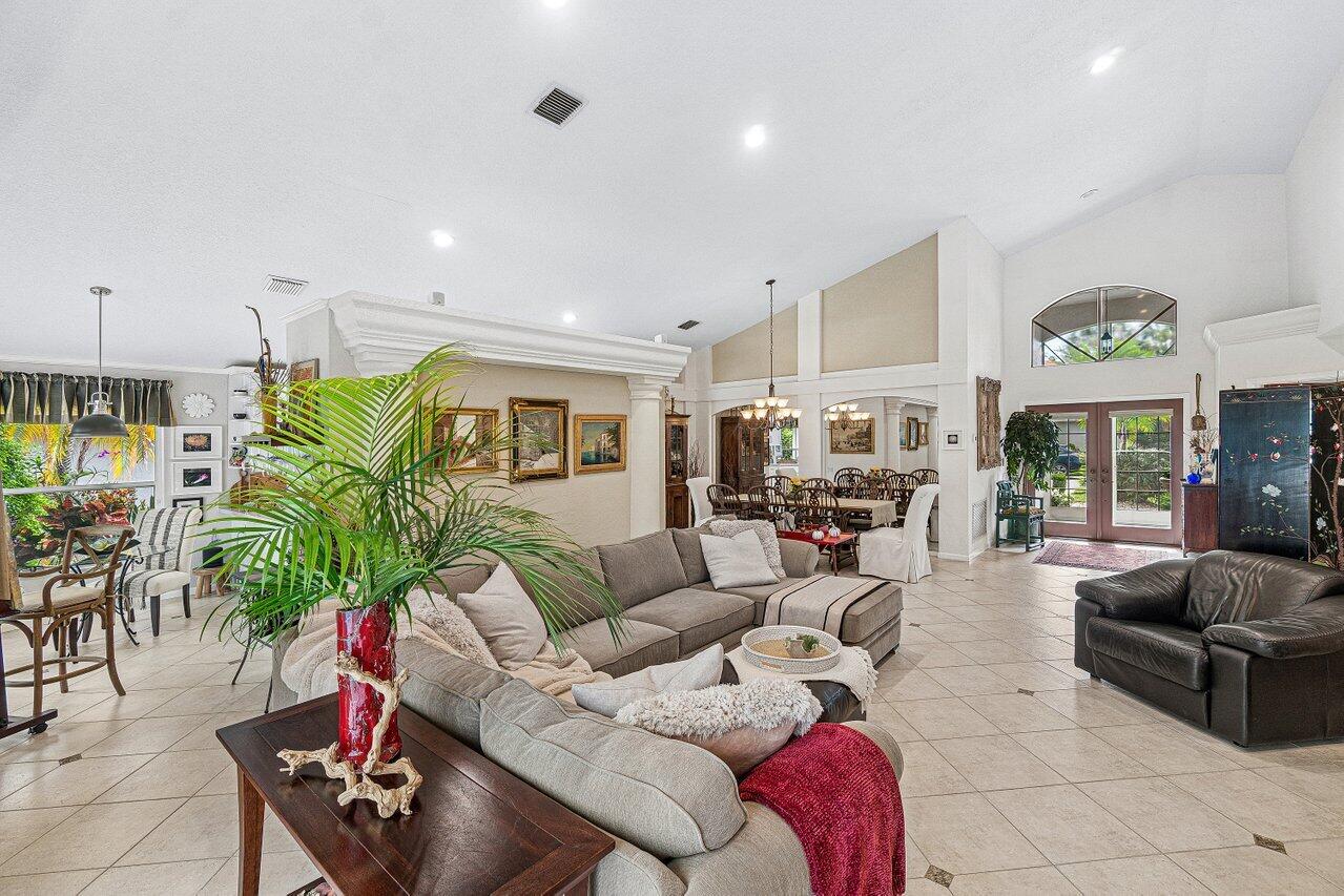 7398 Falls Road West Boynton Beach, FL 33437 - Photo 3 of 22 009-7398FallsRoadWest-BoyntonBeach-FL-33