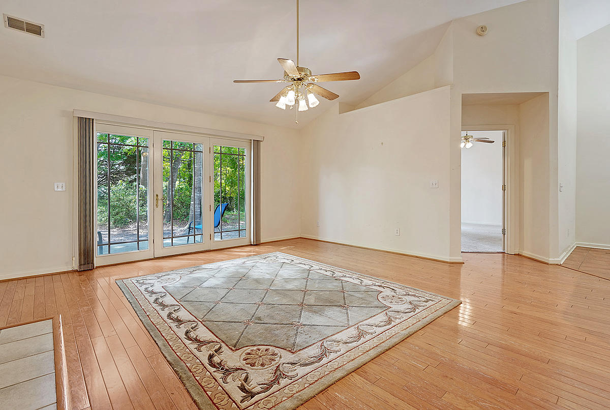 1215 Winding Ridge Court Mount Pleasant, SC 29466 - Photo 13 of 35 CREM_1215 Winding Ridge Ct_029