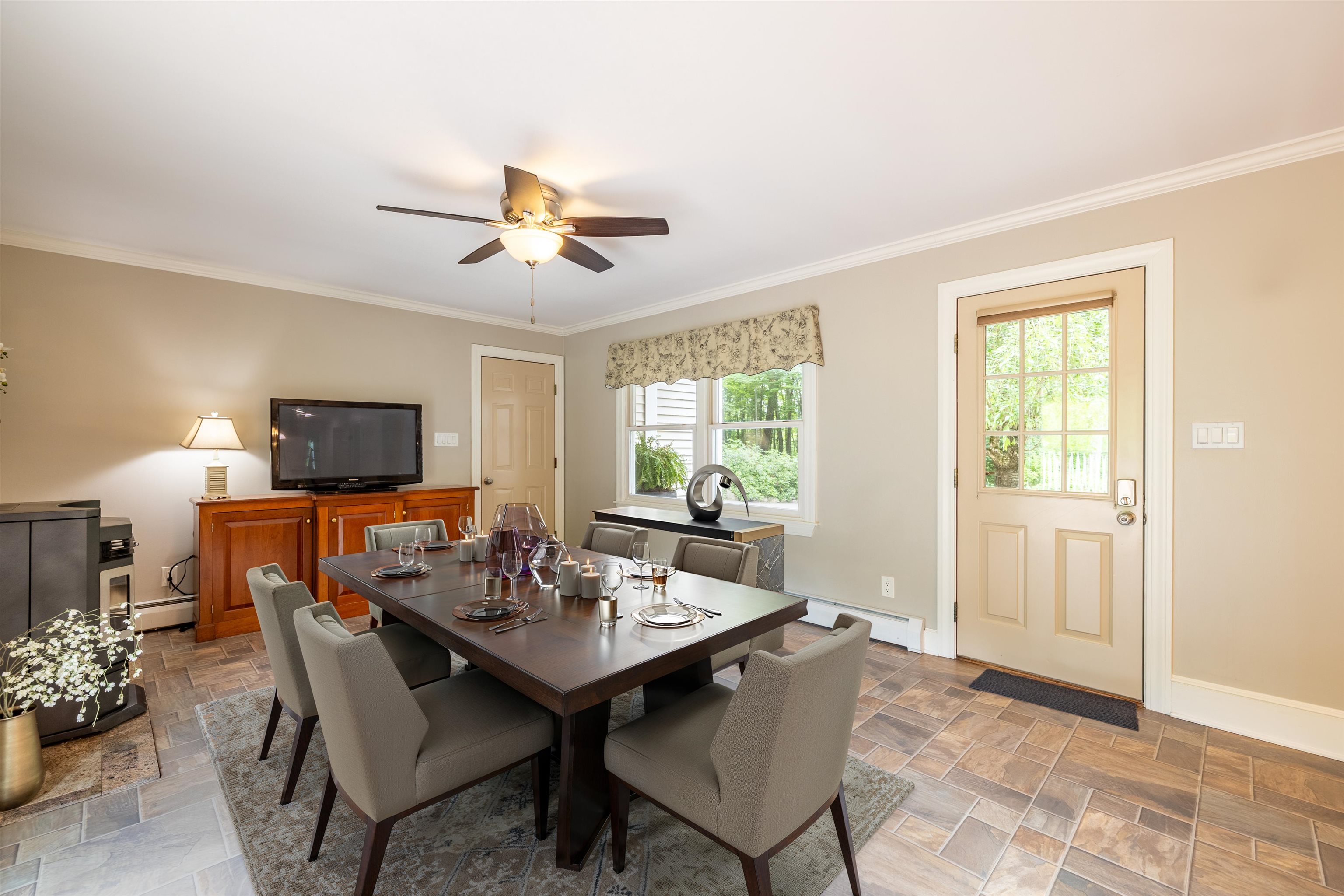 146 Old Sandown Road Chester, NH 03036 - Photo 7 of 53