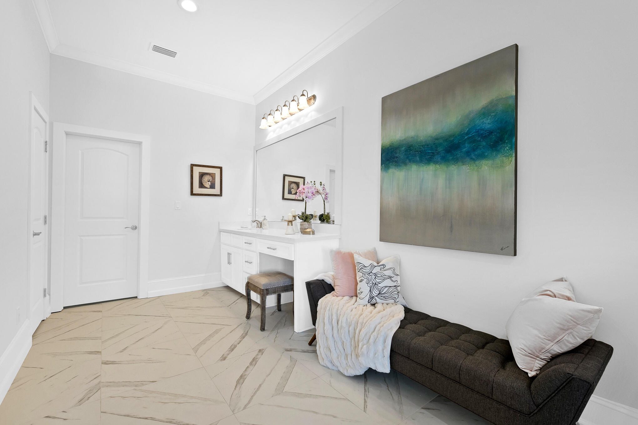 4105 Indian Trail Destin, FL 32541 - Photo 38 of 70 a living room with furniture and a flat screen tv