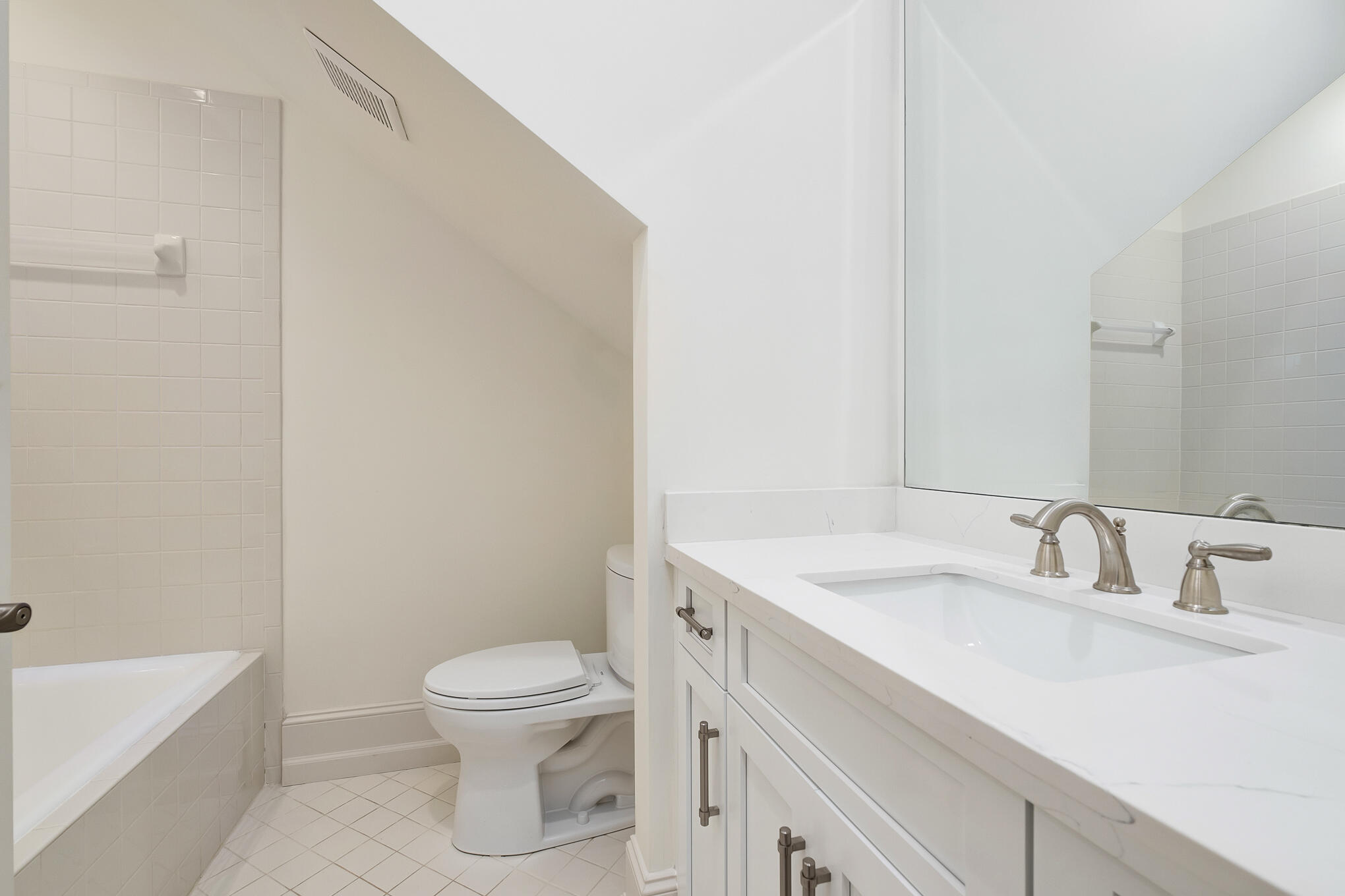 4105 Indian Trail Destin, FL 32541 - Photo 49 of 70 a bathroom with a sink a toilet and a bathtub