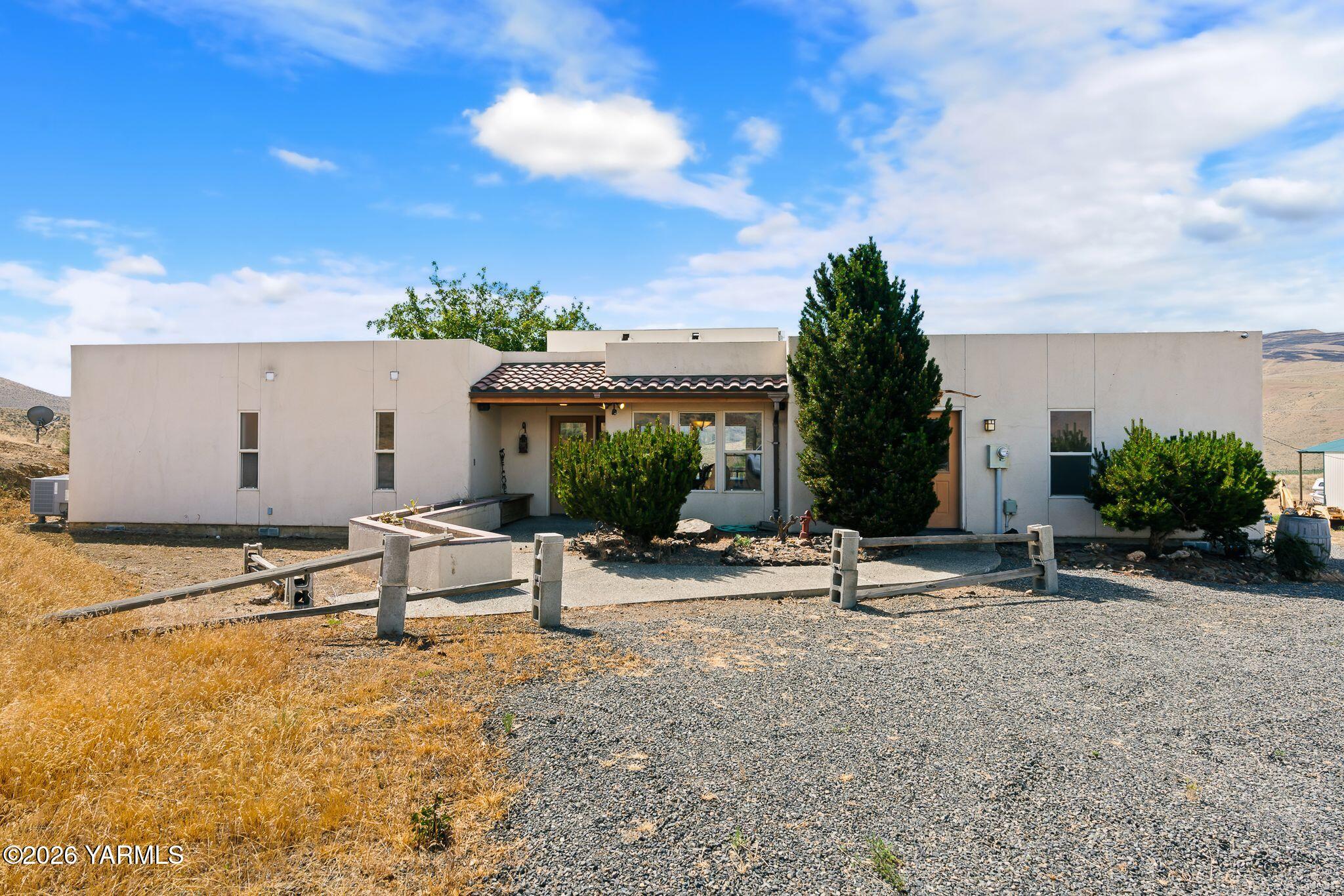 723 Burbank Creek Road Yakima, WA 98901 - Photo 2 of 48 723 Burbank Creek Rd-2