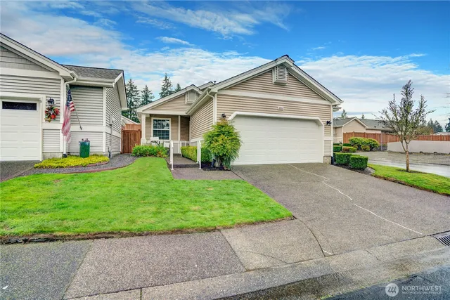 $575,000 | 3831 68th Avenue West, Tacoma, WA 98466