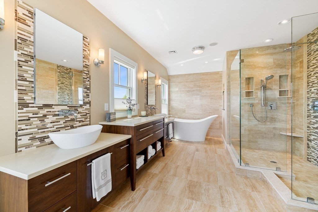 17 Bay Road Mattapoisett, MA 02739 - Photo 25 of 40 Gallery Image 25