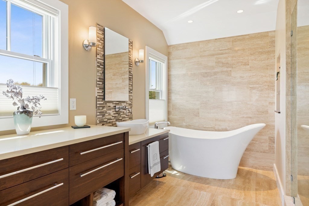 17 Bay Road Mattapoisett, MA 02739 - Photo 26 of 40 Gallery Image 26