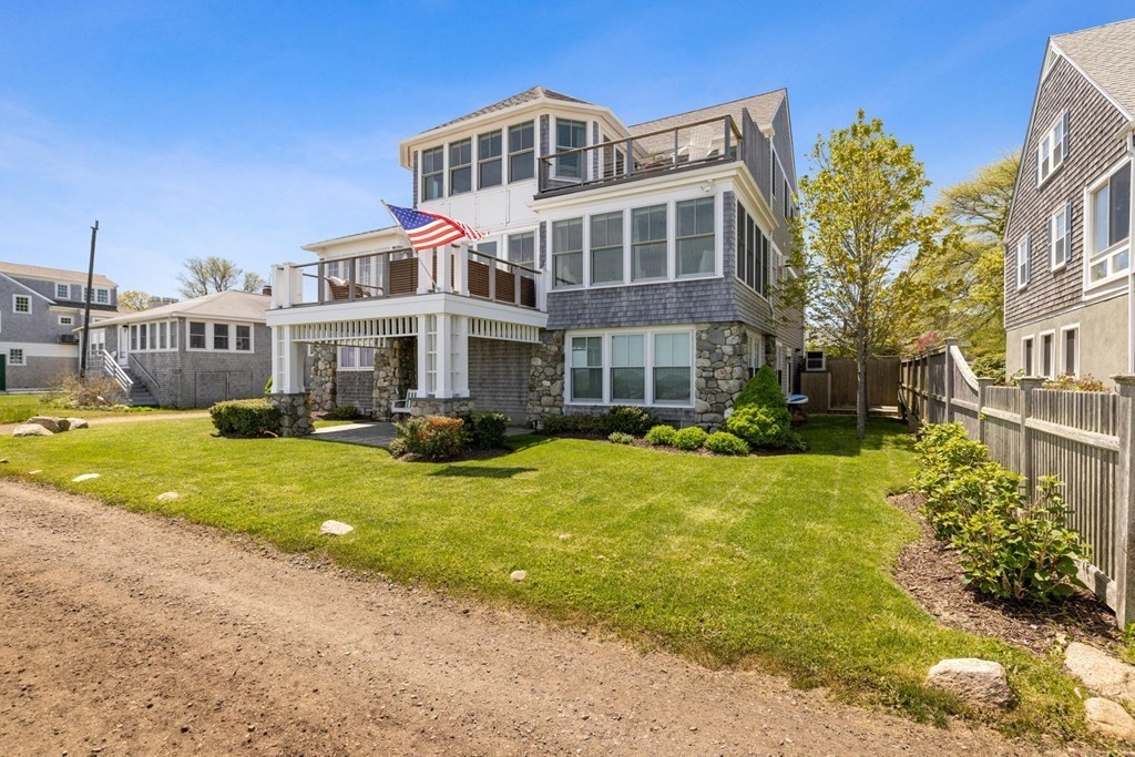 17 Bay Road Mattapoisett, MA 02739 - Photo 38 of 40 Gallery Image 38