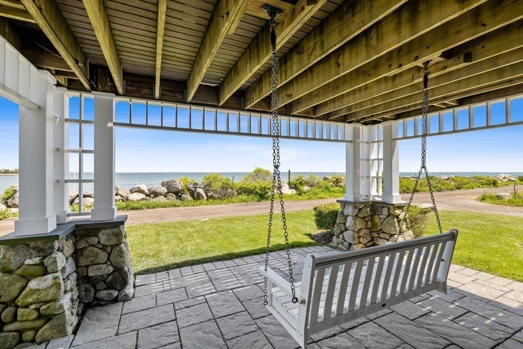 17 Bay Road Mattapoisett, MA 02739 - Photo 10 of 40 Gallery Image 10