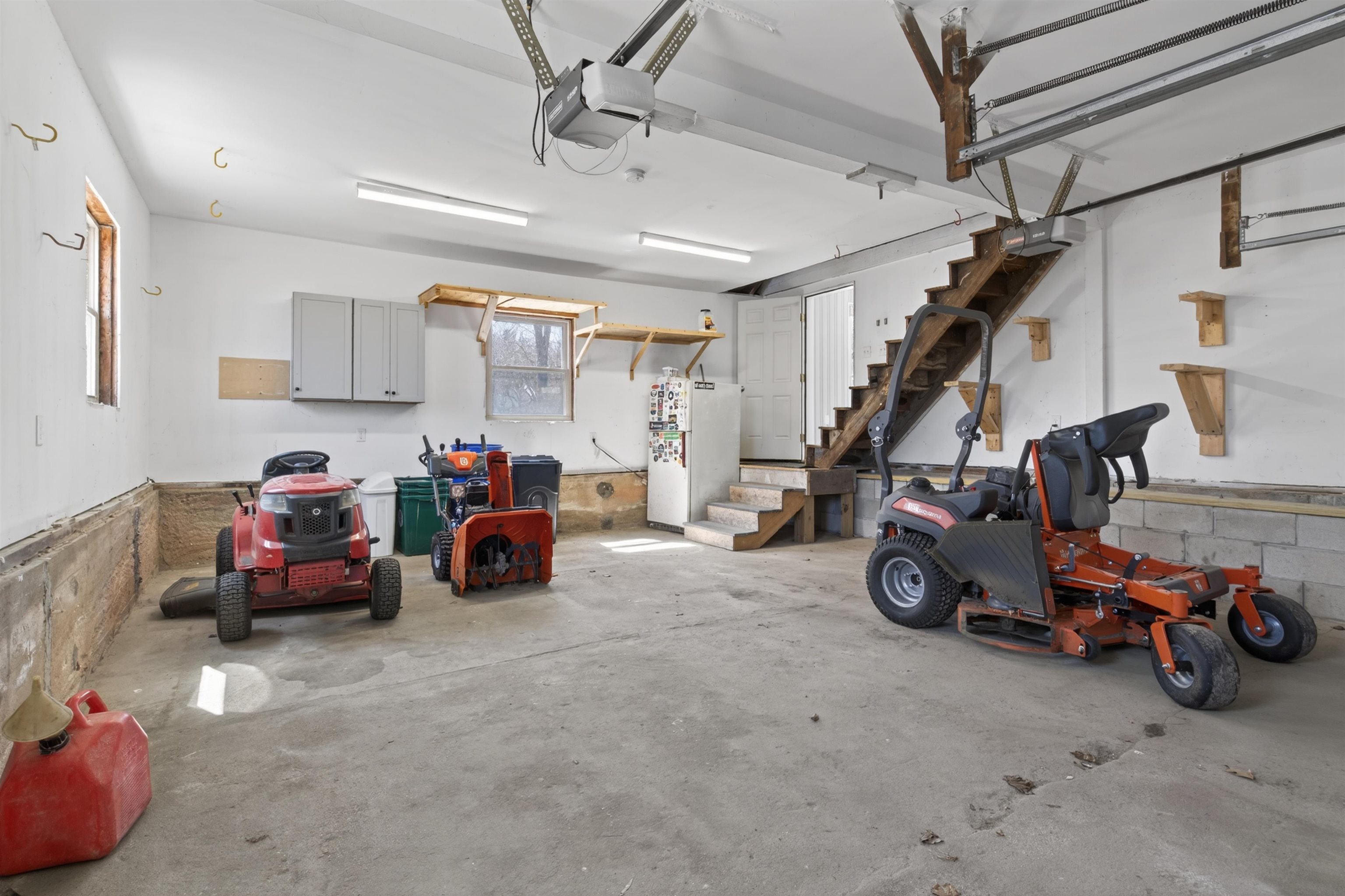 112 Tolend Road Dover, NH 03820 - Photo 27 of 38