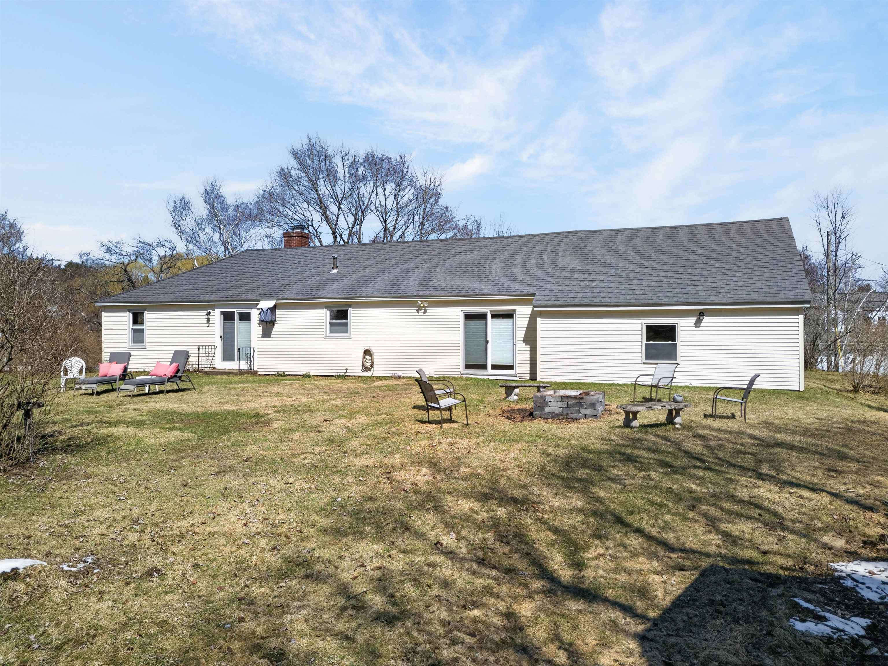 112 Tolend Road Dover, NH 03820 - Photo 33 of 38