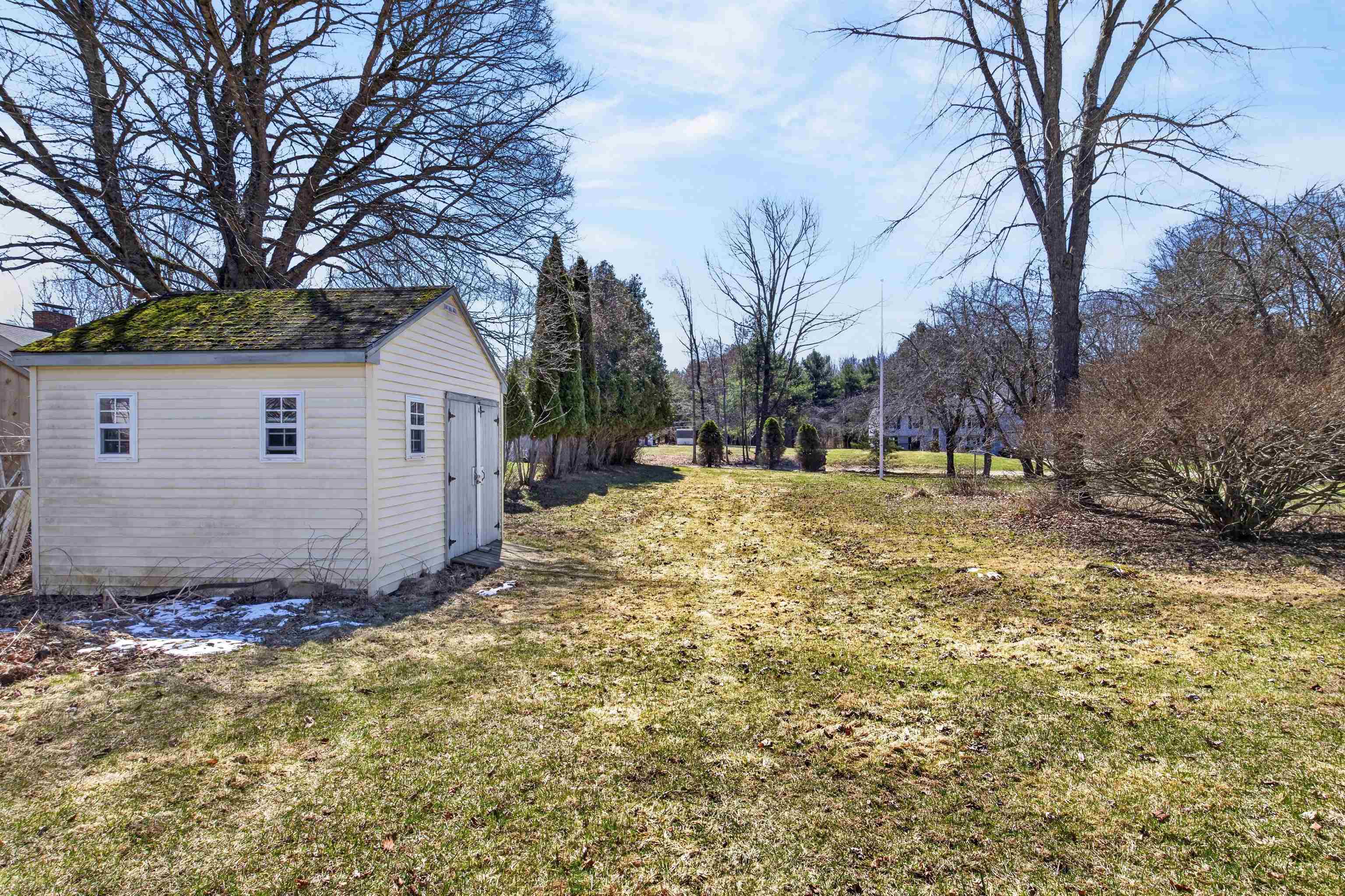 112 Tolend Road Dover, NH 03820 - Photo 34 of 38