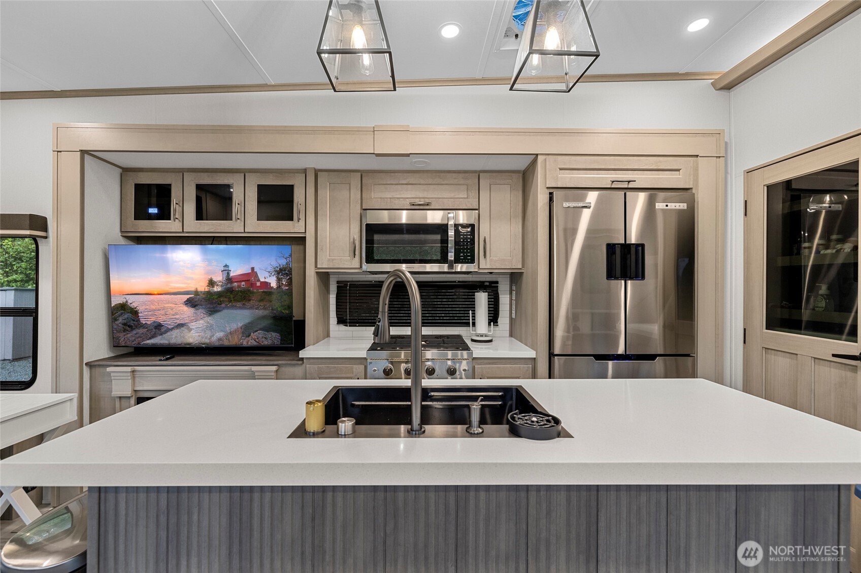 23801 Cove Road Sedro-Woolley, WA 98284 - Photo 21 of 34 a kitchen with furniture and window